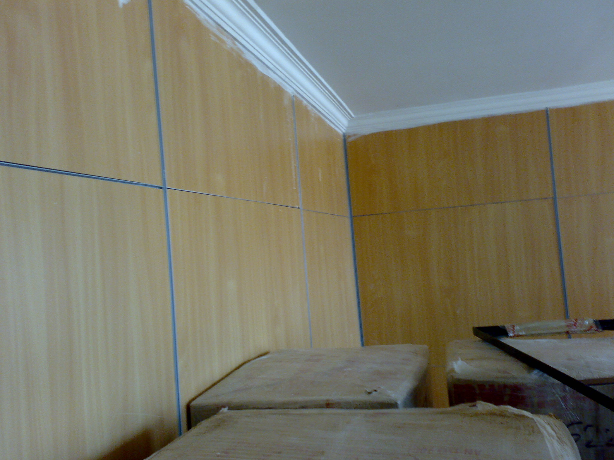 Plain Laminate Full Height Partition