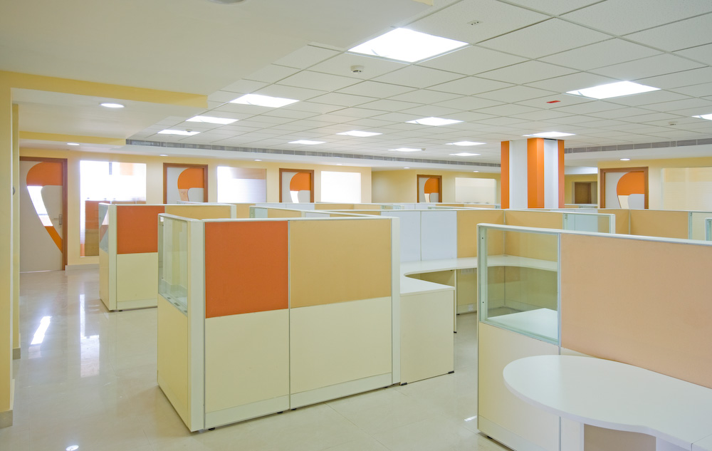 Large completed office fitout – cream workstation installation